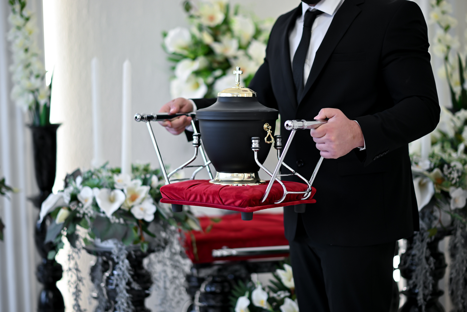 kremavimo paslaugos urna palaikų kremavimui
